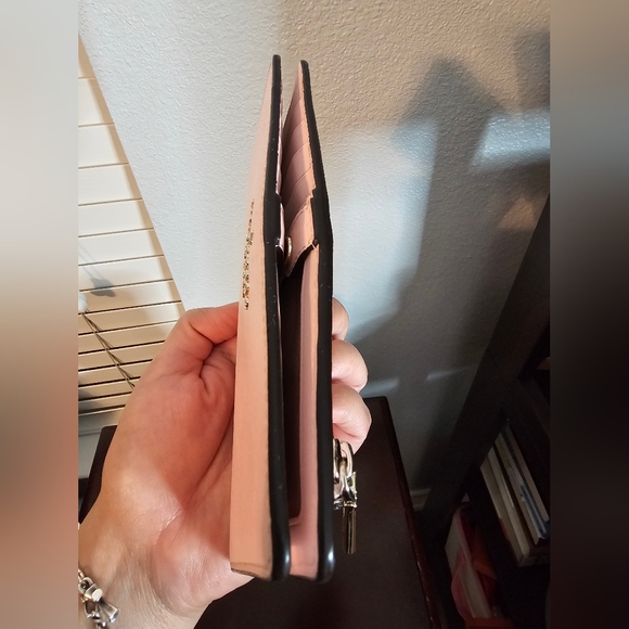 Kate Spade Leather Wallet in Chalk Pink NWOT - Picture 14 of 16